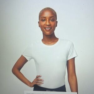 FIGS short-sleeve underscrub - medium tee